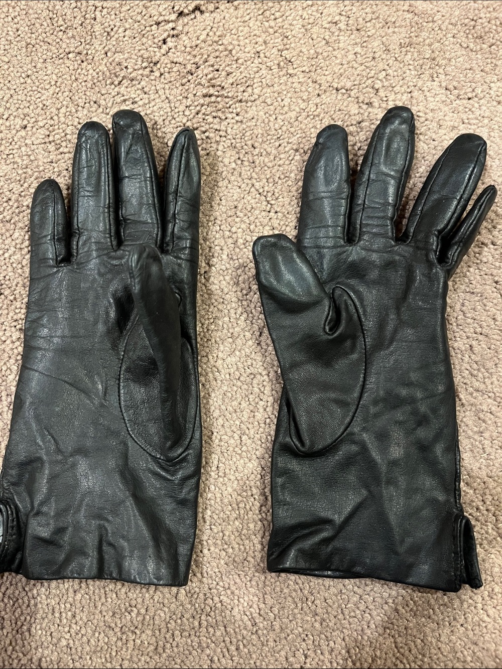 Fownes Classic Black Leather Gloves size small
